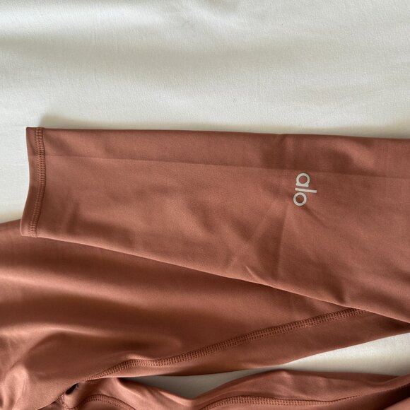 Alo High Waist Airbrush Legging Chestnut  / Small Size - Picture 5 of 6